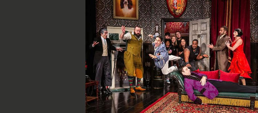 The Play That Goes Wrong, Stage 4 New World Stages, New York