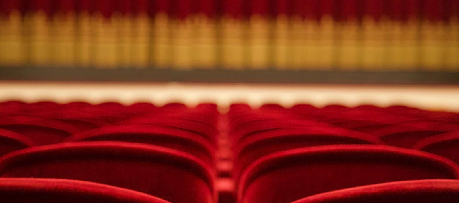 Experience the Magic of Broadway Theaters in NYC, image size:1600x708